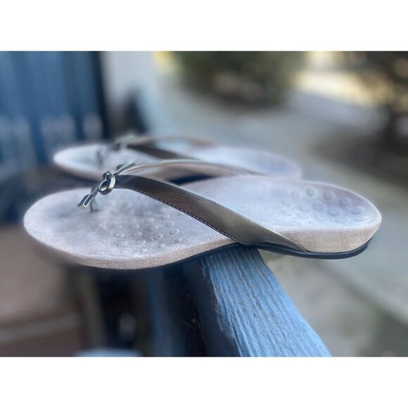 Vionic Women’s Bella Toe Post Sandal Sz 10 - Picture 1 of 8